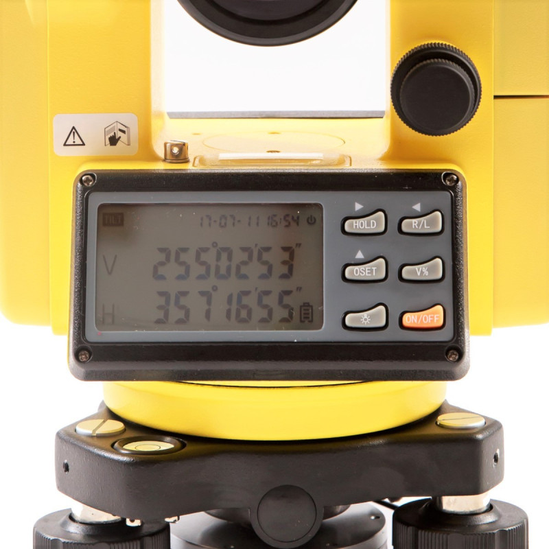Přesný teodolit Geomax Zipp02
